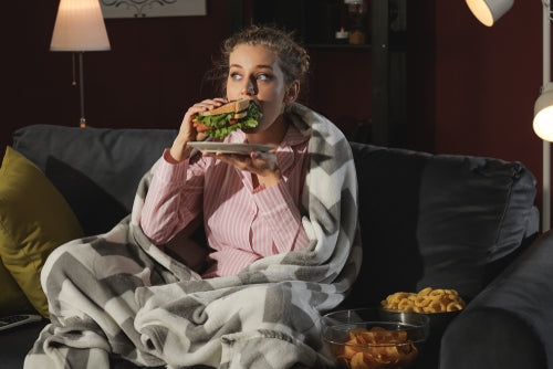 Are Late Night Snacks Good or Bad?